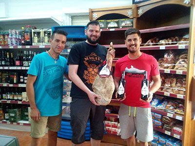 Koma etílico ha sido el ganador del Jamón regalado por Covirán. 1
