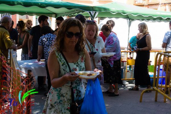 La APT reúne a más de 500 personas en la comida popular 11