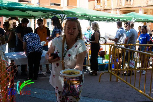 La APT reúne a más de 500 personas en la comida popular 14