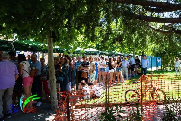 La APT reúne a más de 500 personas en la comida popular 15