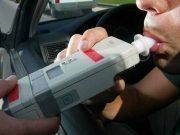 La DGT realizará 2.500 pruebas diarias de alcohol y drogas a conductores en Castilla y León