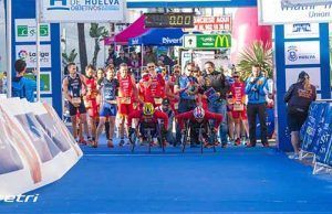 La Federación regional de triatlón reconoce la gran temporada de Iván Heras