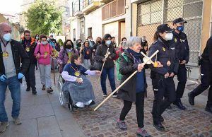 La Policía Nacional de Zamora y usuarios de la Residencia Virgen del Yermo han recorrido el Camino de Santiago a su paso por Zamora
