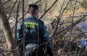 La Guardia Civil, junto a Bomberos de la Diputación de Zamora, rescata a dos montañeros en el Cañón del Tera