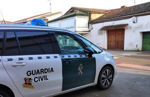 La Guardia Civil investiga a una joven por un delito de falsedad documental