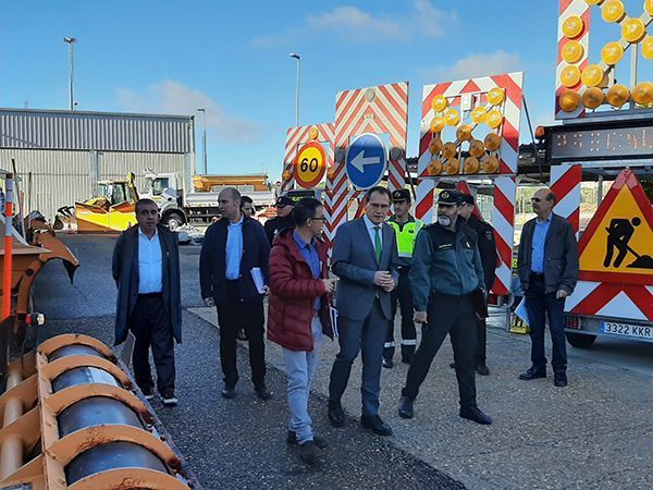 El subdelegado del Gobierno presenta los medios humanos y materiales que atenderán los 789 kilómetros de carreteras del Estado en Zamora 1