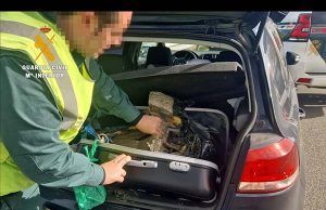 La Guardia Civil detiene a un varón como supuesto autor por un delito de tráfico de drogas tras darse a la fuga