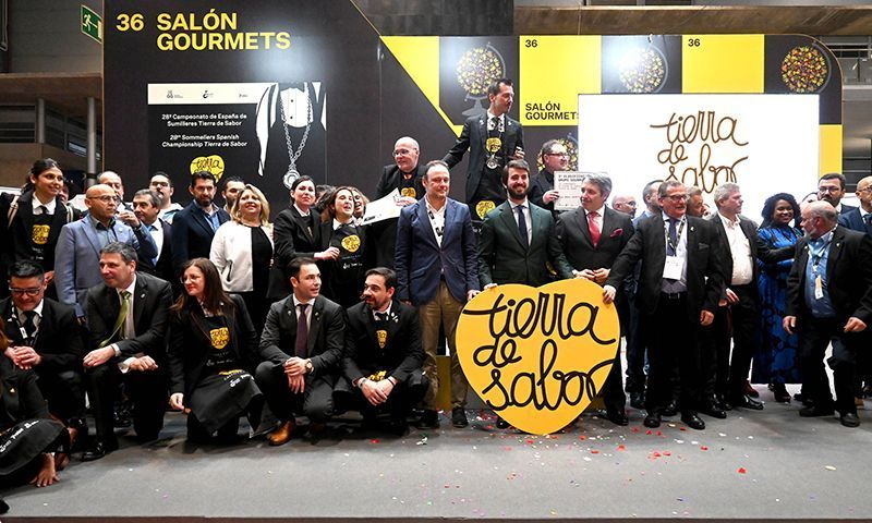 El vicepresidente destaca la labor fundamental de los sumilleres para dar a conocer nuevos vinos y contribuir al futuro del medio rural 1