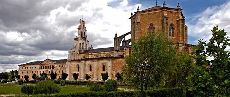 Mañueco invita a compartir “la emoción que expresa el orgullo de ser, de sentir y de vivir Castilla y León” 1