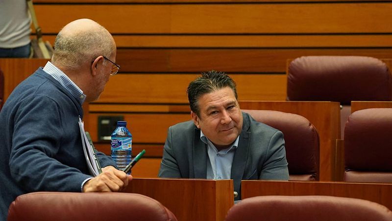 PP y VOX bloquean en Cortes la petición de UPL para dotar a Aliste de una UVI móvil 1