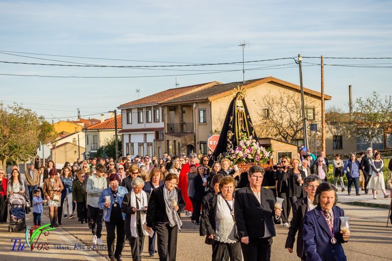 La espléndida tarde de Viernes Santo hizo lucir la procesión del Santo Entierro 35