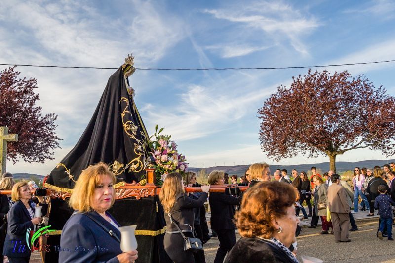 La espléndida tarde de Viernes Santo hizo lucir la procesión del Santo Entierro 48
