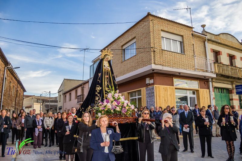 La espléndida tarde de Viernes Santo hizo lucir la procesión del Santo Entierro 71