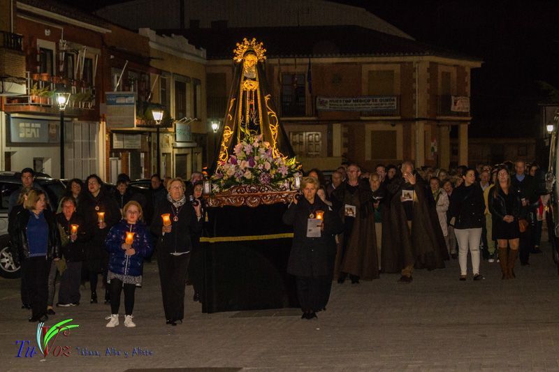 La espléndida tarde de Viernes Santo hizo lucir la procesión del Santo Entierro 76