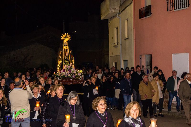 La espléndida tarde de Viernes Santo hizo lucir la procesión del Santo Entierro 79