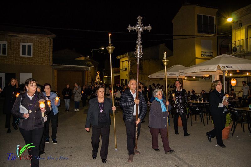 La espléndida tarde de Viernes Santo hizo lucir la procesión del Santo Entierro 89