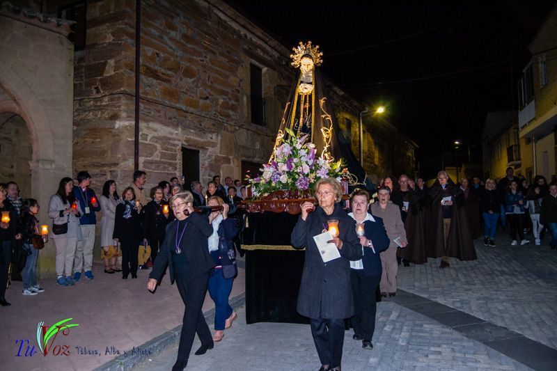 La espléndida tarde de Viernes Santo hizo lucir la procesión del Santo Entierro 91
