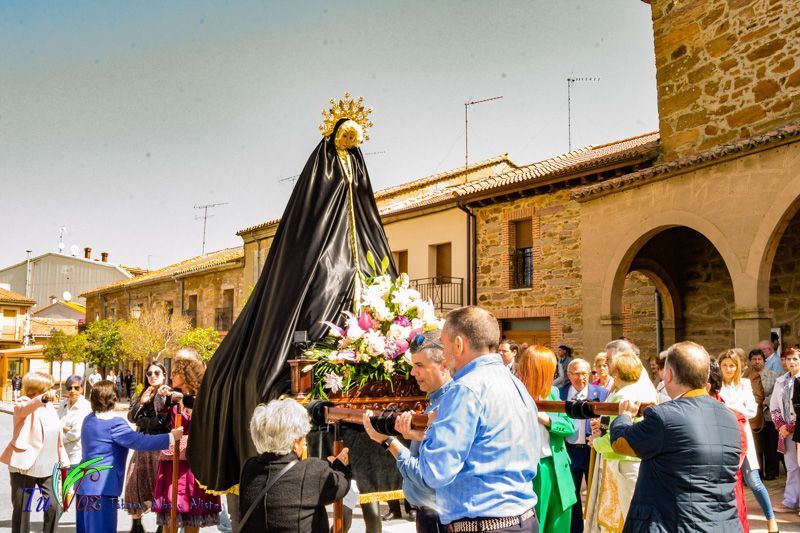 Con la procesión de Santo Encuentro, Tábara despide una Semana Santa que ha podido disfrutar de un tiempo veraniego. 7