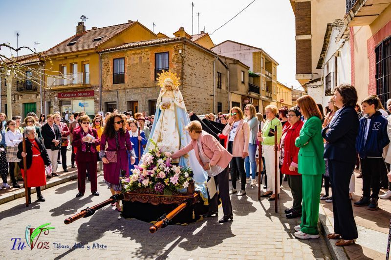 Con la procesión de Santo Encuentro, Tábara despide una Semana Santa que ha podido disfrutar de un tiempo veraniego. 19