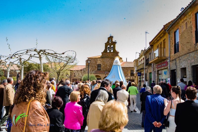 Con la procesión de Santo Encuentro, Tábara despide una Semana Santa que ha podido disfrutar de un tiempo veraniego. 30