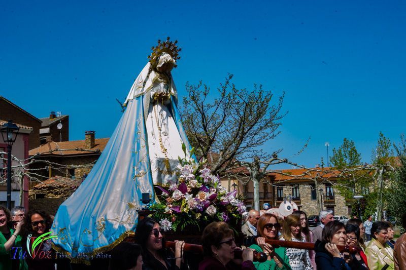 Con la procesión de Santo Encuentro, Tábara despide una Semana Santa que ha podido disfrutar de un tiempo veraniego. 32