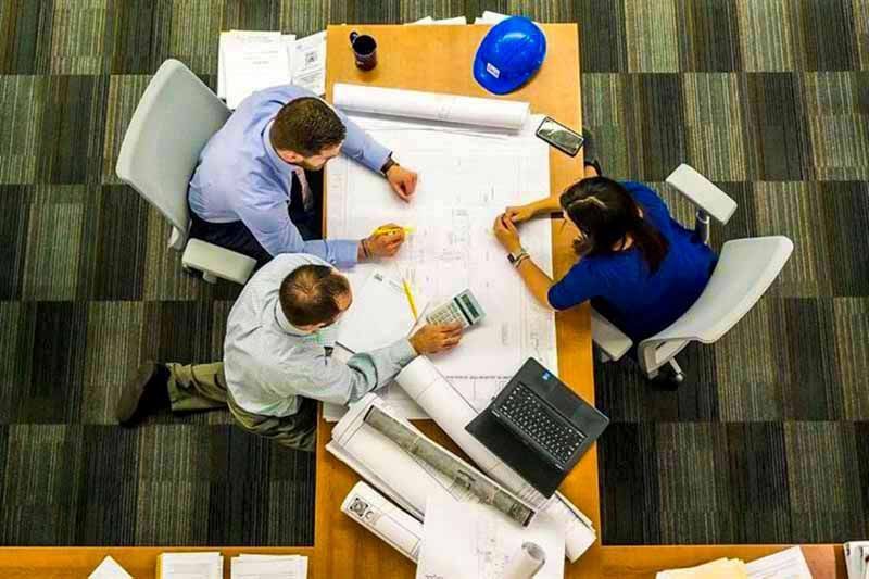 La Junta impulsa el Plan de Crecimiento Innovador para la reindustrialización, la creación de empleo y el crecimiento empresarial con la aprobación de 25,8 millones del BEI 1
