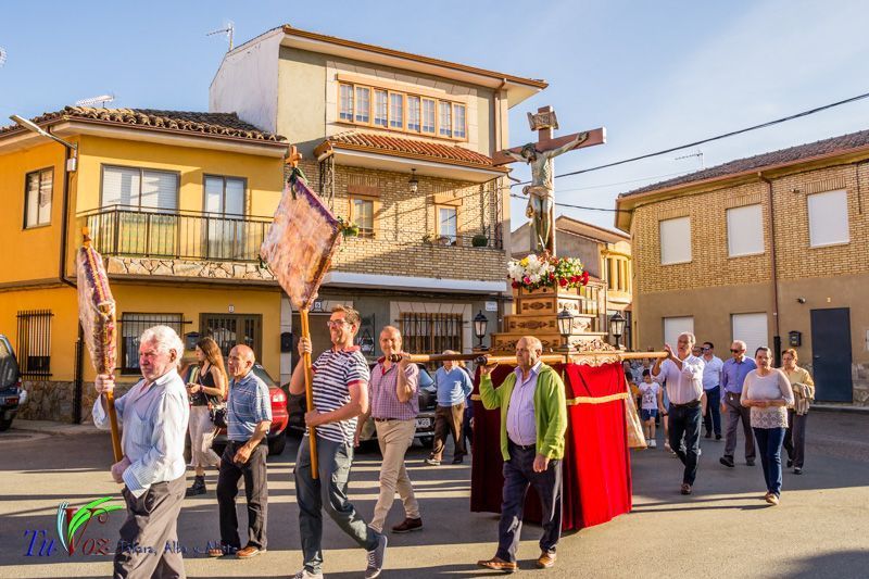 Procesión en Tábara del Bendito Cristo de la Capilla 24