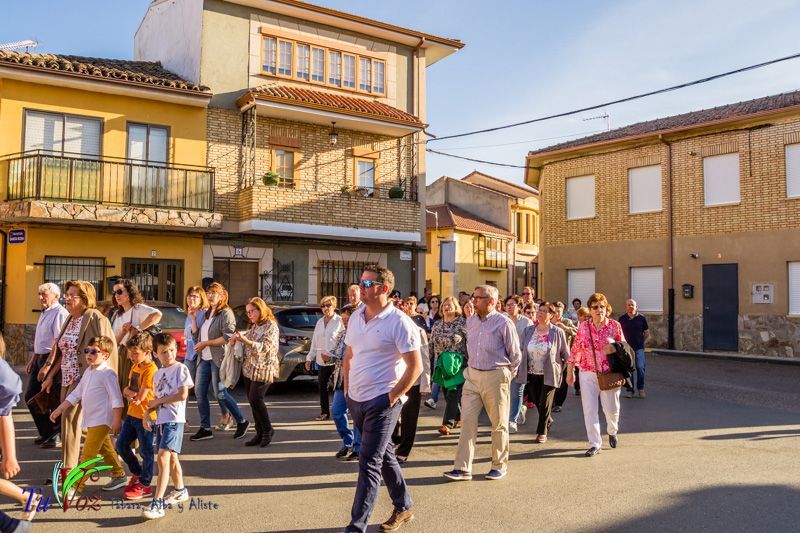 Procesión en Tábara del Bendito Cristo de la Capilla 25