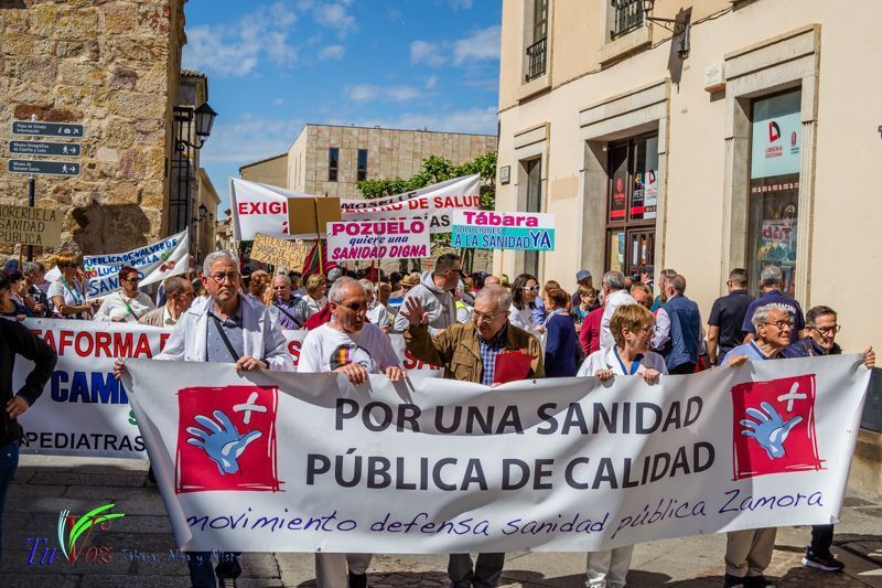 Miles de zamoranos se unen para defender la Sanidad Pública 3