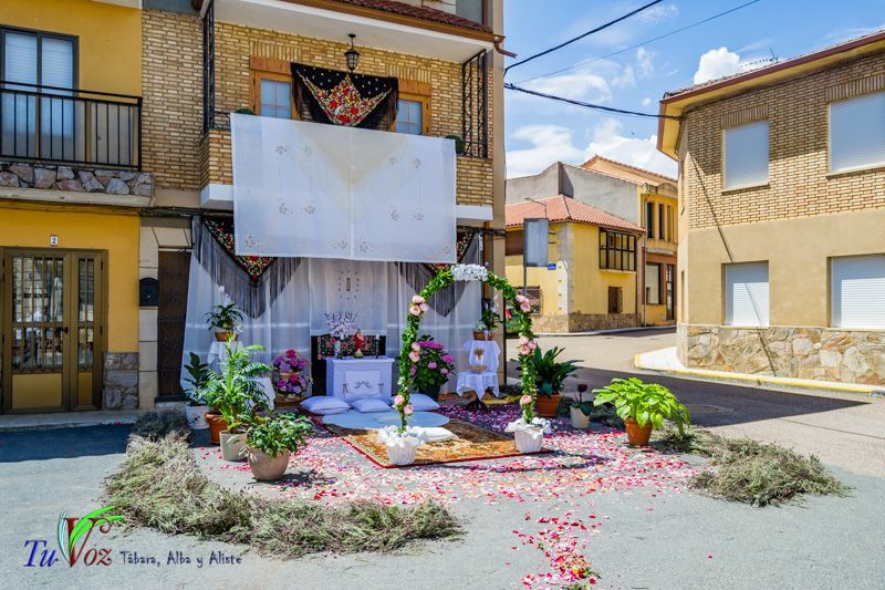 La fe y la tradición se encuentran en el Corpus Christi de Tábara 5