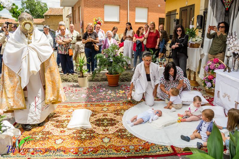 La fe y la tradición se encuentran en el Corpus Christi de Tábara 34