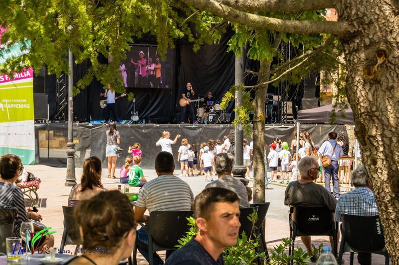 Un derroche de valores y alegría en el espectáculo Happening en Tábara 10
