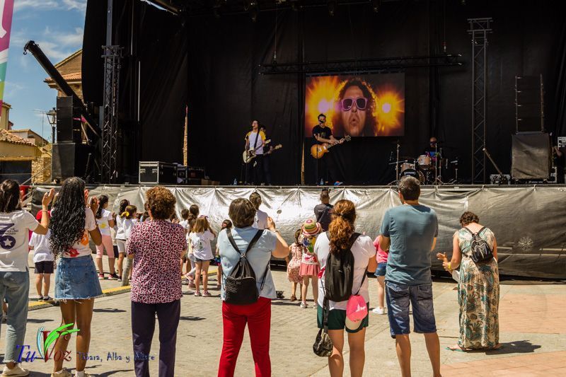 Un derroche de valores y alegría en el espectáculo Happening en Tábara 12