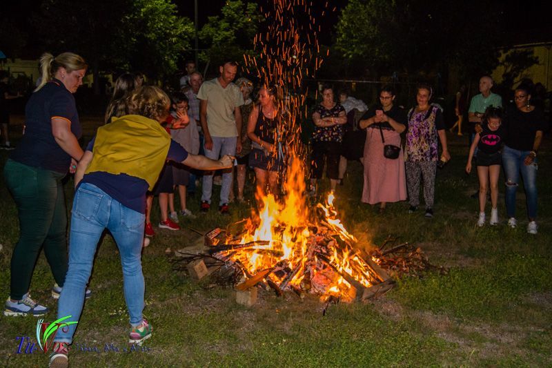 Tábara celebró la Hoguera de San Juan, un rito mágico para dar paso a lo bueno. 28