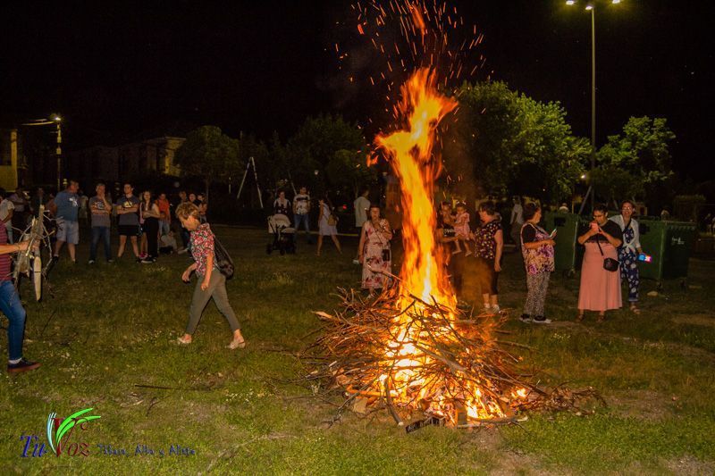 Tábara celebró la Hoguera de San Juan, un rito mágico para dar paso a lo bueno. 30