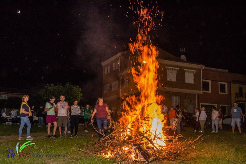 Tábara celebró la Hoguera de San Juan, un rito mágico para dar paso a lo bueno. 39