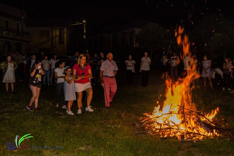 Tábara celebró la Hoguera de San Juan, un rito mágico para dar paso a lo bueno. 48