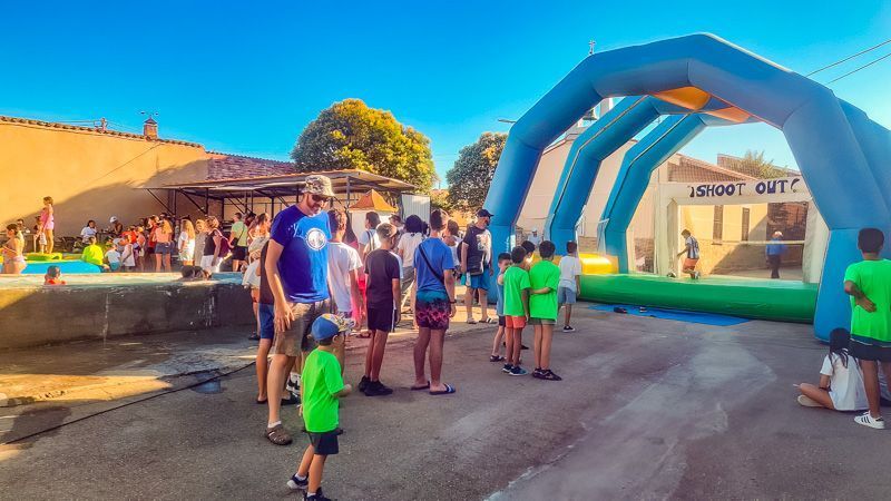 ¡Una Explosión de Diversión en San Lorenzo! Hinchables y Fiesta de la Espuma 4