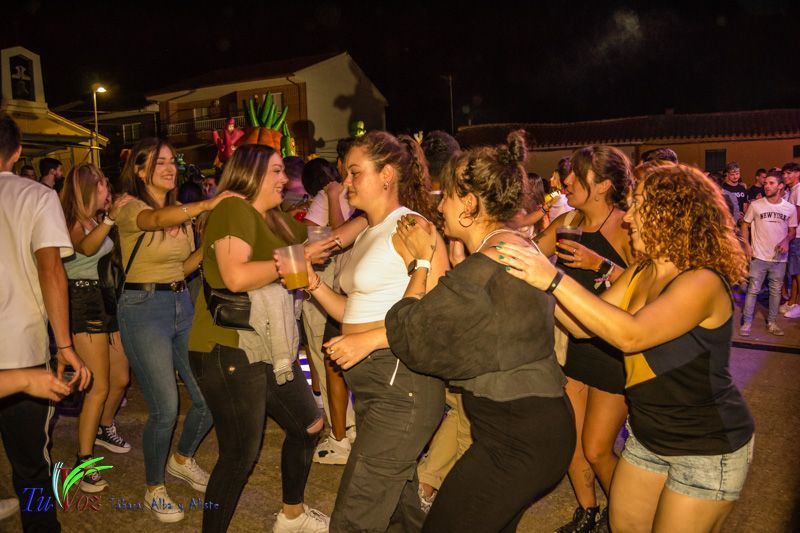 Ayer arrancaron las Fiestas de San Lorenzo en Tábara: Tradición, Diversión y Música 57