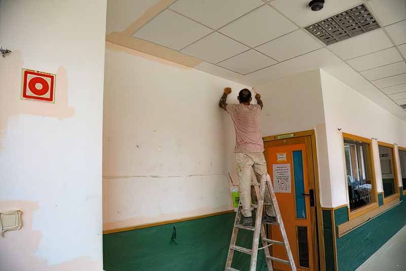 La Junta incrementa la inversión de las reformas de los centros educativos en verano hasta los 19 millones en este 2023 1