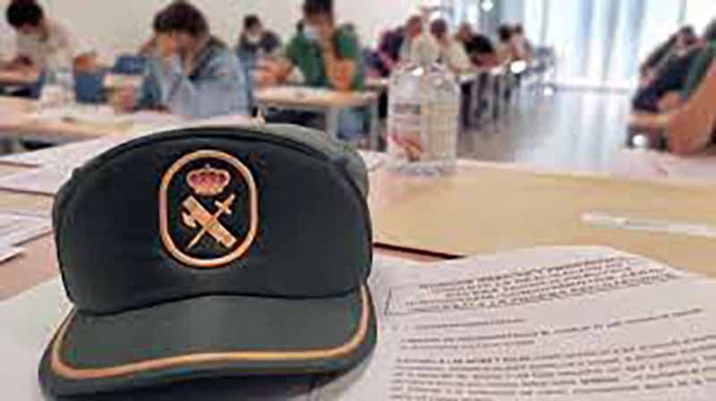 Casi 27.000 personas opositan este fin de semana a una de las 2.520 plazas ofertadas para ingresar a la Guardia Civil 1