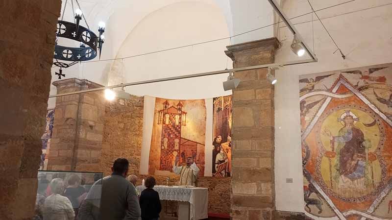 Tábara celebra una Misa en La Torre en honor a San Froilán, fundador del antiguo monasterio de San Salvador 5