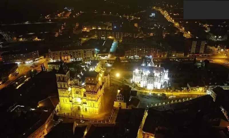 Últimas Visitas Noctilicus: Noche en la Catedral de Astorga 1