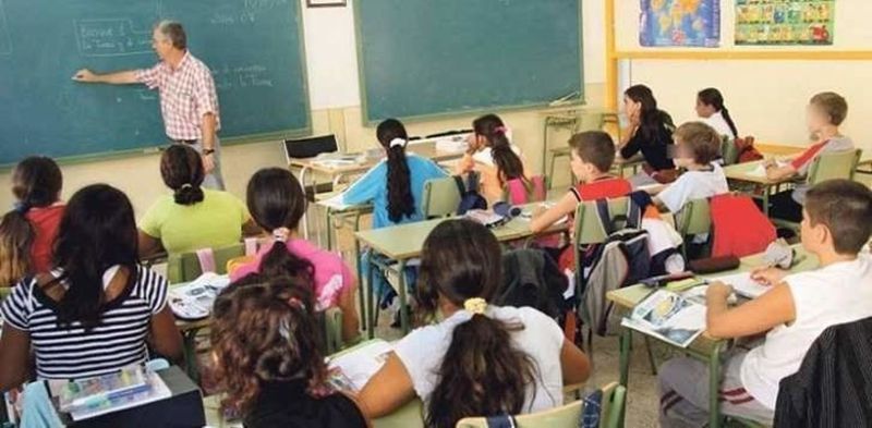 La Junta nombra a 88 docentes jubilados Profesores Honoríficos para el curso 2023-2024 1