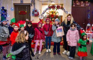 Esplendor Navideño Ilumina las Calles de Tábara en su Cuarta Edición del Concurso de Fachadas Navideñas