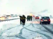 Tráfico pide prudencia en los desplazamientos por nevadas en la zona centro hoy viernes