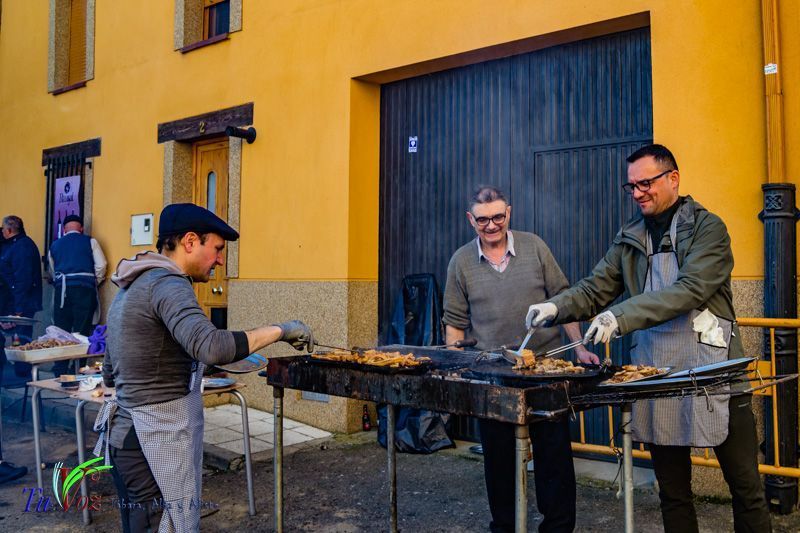 La Matanza: Tradición que gracias al Restaurante El Roble, Perdura en Tábara 40
