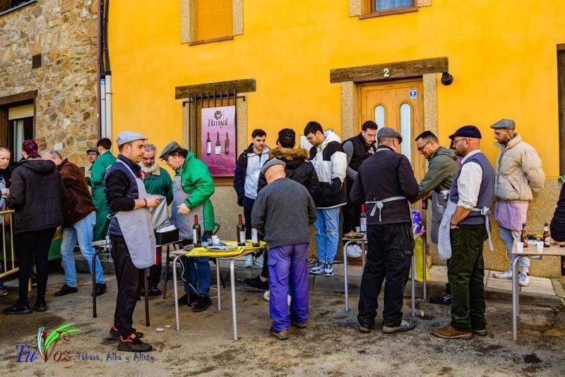 La Matanza: Tradición que gracias al Restaurante El Roble, Perdura en Tábara 61