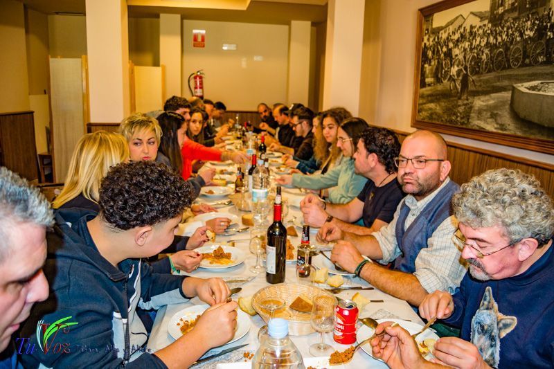 La Matanza: Tradición que gracias al Restaurante El Roble, Perdura en Tábara 85