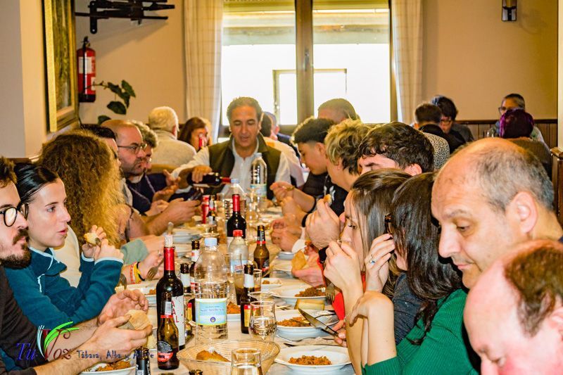 La Matanza: Tradición que gracias al Restaurante El Roble, Perdura en Tábara 87